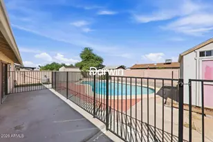 3214 W Michelle Dr, Phoenix, AZ 85053 - Photo 4