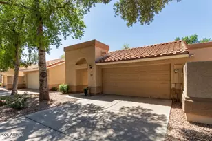 6734 S Brittany Ln, Tempe, AZ 85283 - Photo 2
