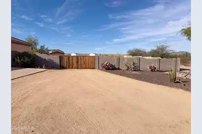 16806 W Dove Wing Way, Surprise, AZ 85387 - Photo 18
