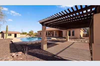 16806 W Dove Wing Way, Surprise, AZ 85387 - Photo 32