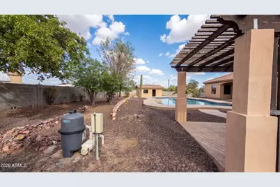 16806 W Dove Wing Way, Surprise, AZ 85387 - Photo 38
