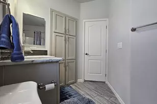 650 N Hawes Rd, Mesa, AZ 85207 - Photo 36