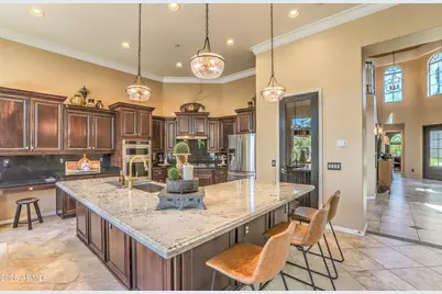 780 W Verbena Lane, Litchfield Park, AZ 85340 - Photo 8