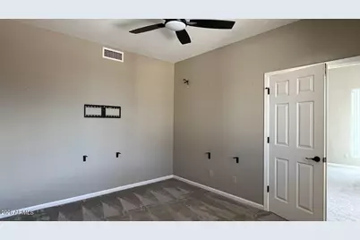 10533 E Elmhurst Drive, Sun Lakes, AZ 85248 - Photo 14