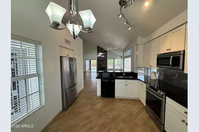 16810 S 13th Place, Phoenix, AZ 85048 - Photo 4