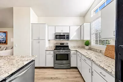 1392 E Binner Drive, Chandler, AZ 85225 - Photo 10