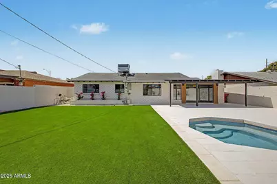 8008 E Whitton Avenue, Scottsdale, AZ 85251 - Photo 18
