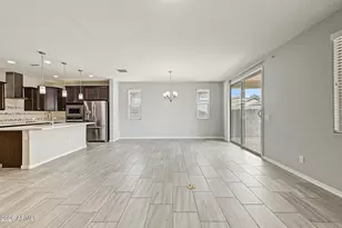22663 N 121st Dr, Sun City, AZ 85373 - Photo 8