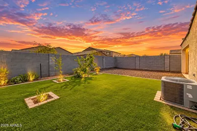 12645 W Palmaire Avenue, Glendale, AZ 85307 - Photo 2
