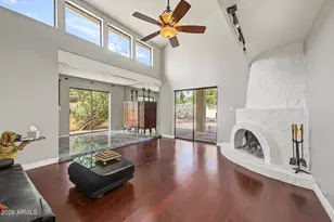 1930 E Linger Ln, Phoenix, AZ 85020 - Photo 8