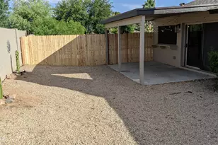 6221 E Gelding Dr, Scottsdale, AZ 85254 - Photo 18