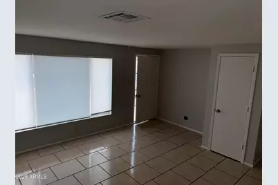 148 S 54th Street #Apt B, Mesa, AZ 85206 - Photo 2