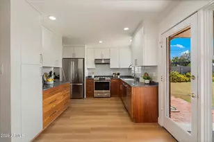 1637 E Sierra Vista Dr, Phoenix, AZ 85016 - Photo 10