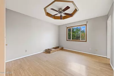 10014 N 87th Lane, Peoria, AZ 85345 - Photo 12