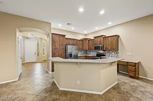 2750 S Beachwood Cir, Mesa, AZ 85209 - Photo 12