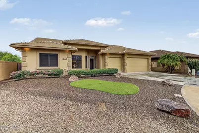 2750 S Beachwood Circle, Mesa, AZ 85209 - Photo 2