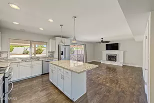 13015 N 49th Pl, Scottsdale, AZ 85254 - Photo 12