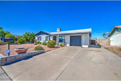 4230 W Kaler Drive, Phoenix, AZ 85051 - Photo 1