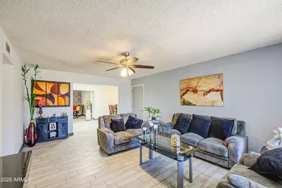4230 W Kaler Drive, Phoenix, AZ 85051 - Photo 8