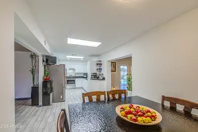 4230 W Kaler Drive, Phoenix, AZ 85051 - Photo 16
