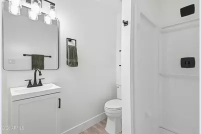 513 W 1st Street, Mesa, AZ 85201 - Photo 14
