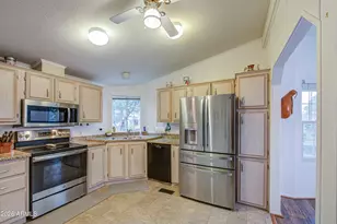 5735 E McDowell Rd, Mesa, AZ 85215 - Photo 10