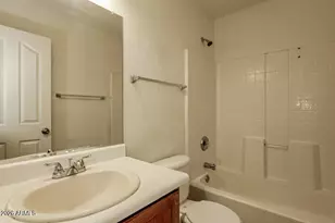 10436 W Granada Rd, Avondale, AZ 85392 - Photo 8