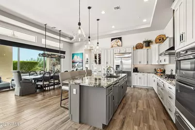 13201 W Andrew Lane, Peoria, AZ 85383 - Photo 8
