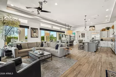 13201 W Andrew Lane, Peoria, AZ 85383 - Photo 10