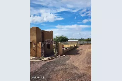 48012 N 16th Lane, New River, AZ 85087 - Photo 10