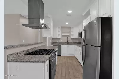 2021 E 10th Street, Tempe, AZ 85281 - Photo 6