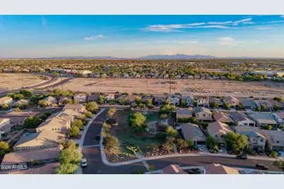 22039 N 98th Lane, Peoria, AZ 85383 - Photo 84