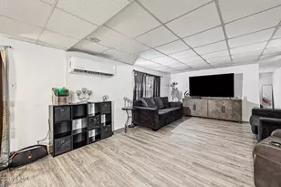 444 N 68th Ln, Phoenix, AZ 85043 - Photo 4