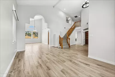 714 E Mountain Sky Avenue, Phoenix, AZ 85048 - Photo 2
