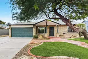 5709 S Palm Dr, Tempe, AZ 85283 - Photo 1