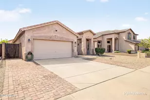 9247 W Salter Dr, Peoria, AZ 85382 - Photo 2