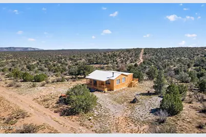 33265 W Mesa Road, Seligman, AZ 86337 - Photo 34