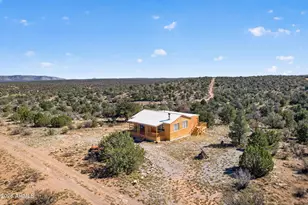 33265 W Mesa Rd, Seligman, AZ 86337 - Photo 34
