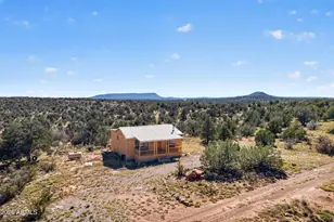 33265 W Mesa Rd, Seligman, AZ 86337 - Photo 8