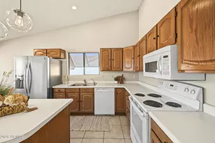 2720 Leisure World, Mesa, AZ 85206 - Photo 18