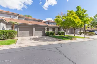 7401 W Arrowhead Clubhouse Dr, Glendale, AZ 85308 - Photo 2