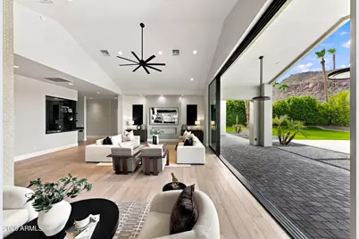 6246 E Hillcrest Boulevard, Scottsdale, AZ 85251 - Photo 8