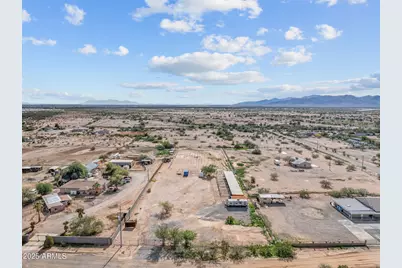 19019 W Roadrunner Road #-, Wittmann, AZ 85361 - Photo 16