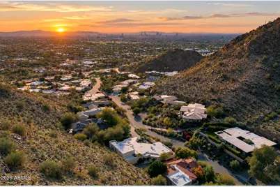 3500 E Lincoln Drive #17, Phoenix, AZ 85018 - Photo 1