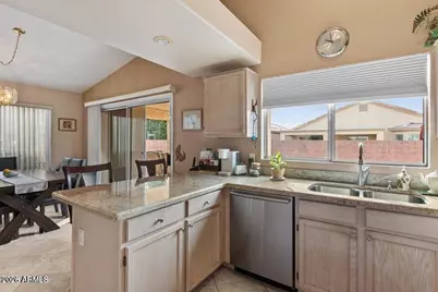 13957 W Santee Way, Surprise, AZ 85374 - Photo 14