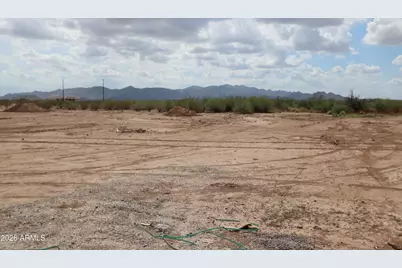 27713 N 258th Avenue, Wittmann, AZ 85361 - Photo 2