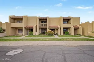 5816 W Crocus Dr, Glendale, AZ 85306 - Photo 2