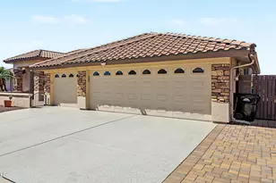 2840 S Alderwood Cir, Mesa, AZ 85212 - Photo 4