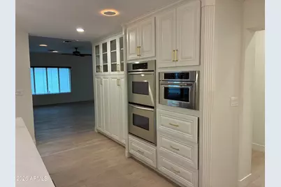 7801 N 16th Lane, Phoenix, AZ 85021 - Photo 10