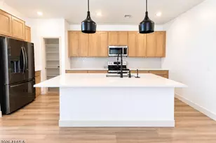9986 W Monterey Way, Avondale, AZ 85392 - Photo 2